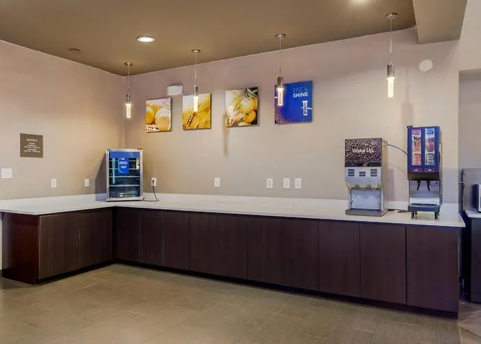 Comfort Suites Waco North - Near University Area