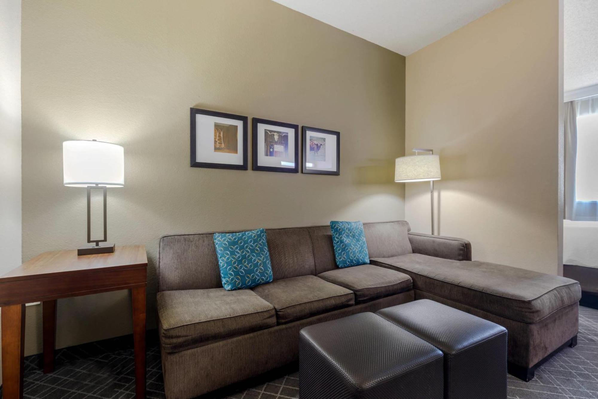 Comfort North - Near Area Waco